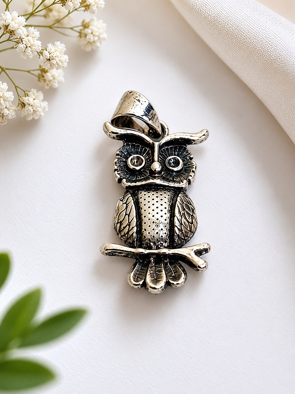 Vintage Owl Pendant Charm – Silver-Tone Wisdom Bird Necklace Pendant