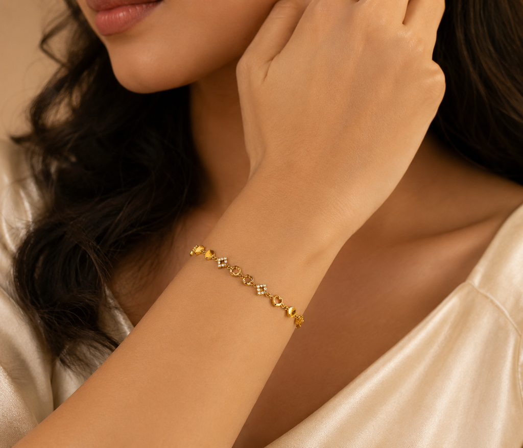 Kritharth Jewels 925 Sterling Silver Gold-Plated Heart Charm Bracelet