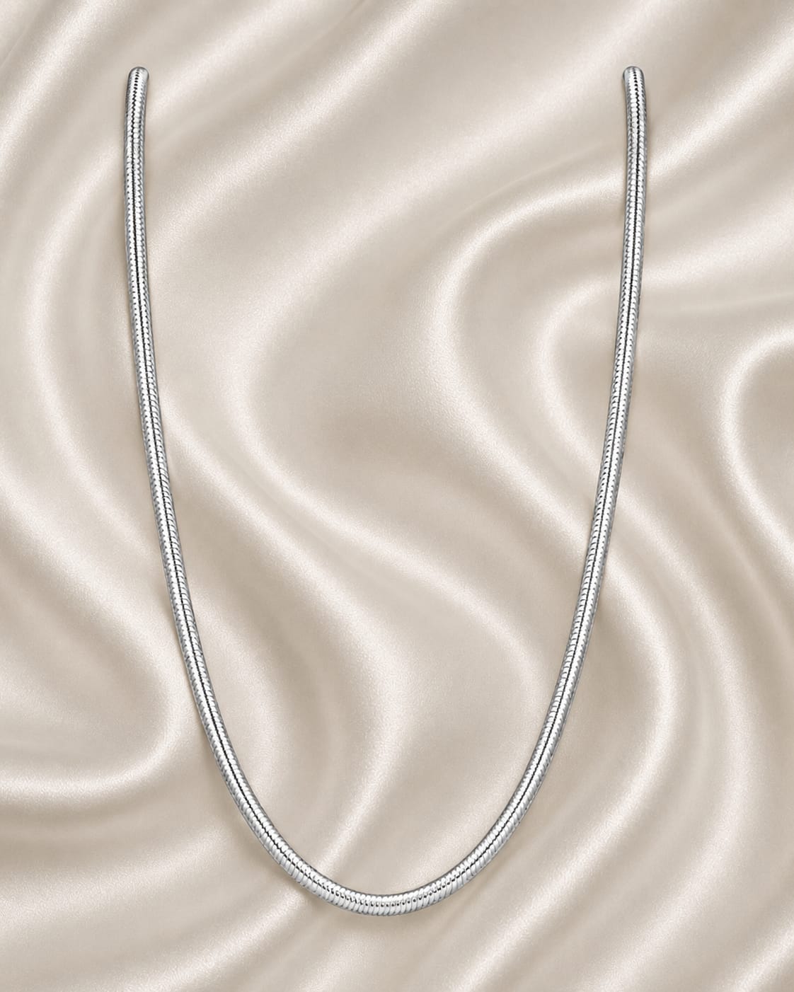 Premium Silver Snake Chain Necklace – Sleek Unisex Fashion Accessory