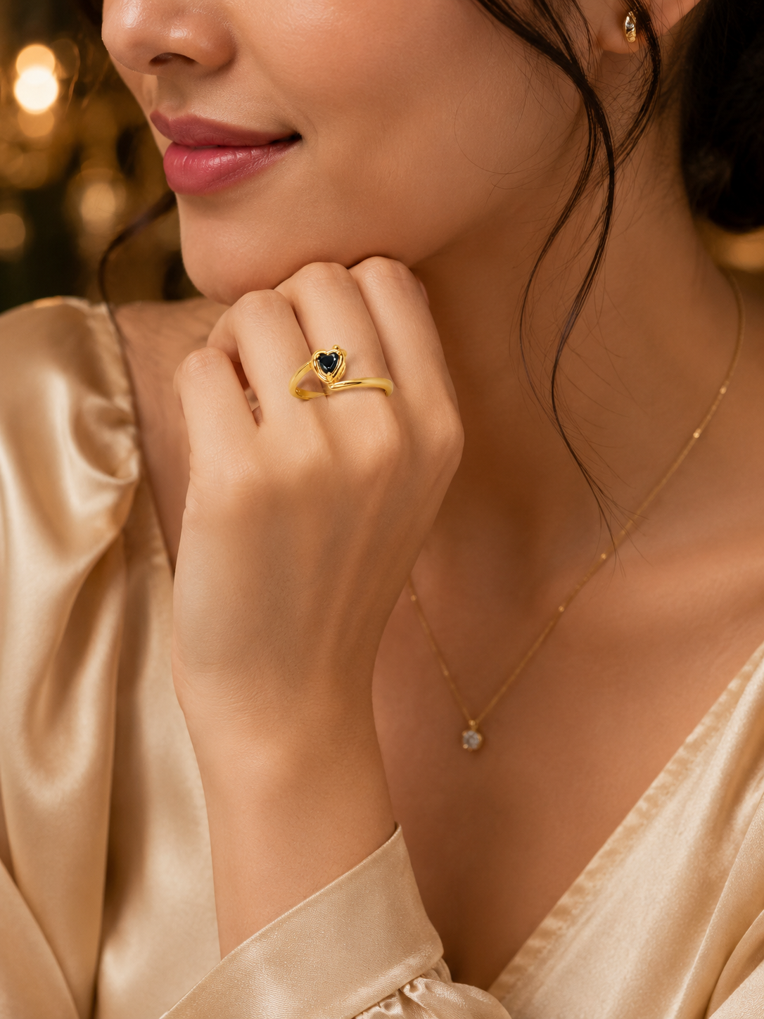 18K Gold Black Heart Solitaire Ring for Women