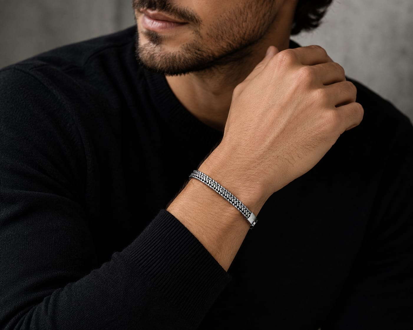 Kritharth Jewels Premium Silver Link Bracelet For Men