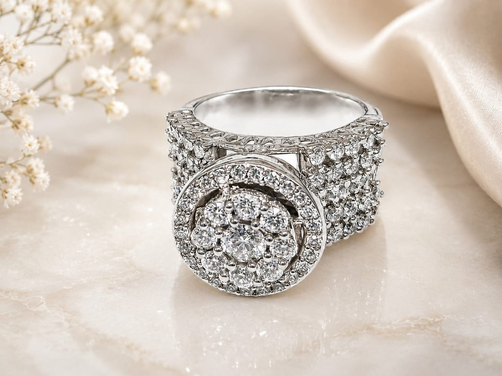 Luxury Round Halo Crystal Ring – Silver-Tone Iced-Out Statement Ring