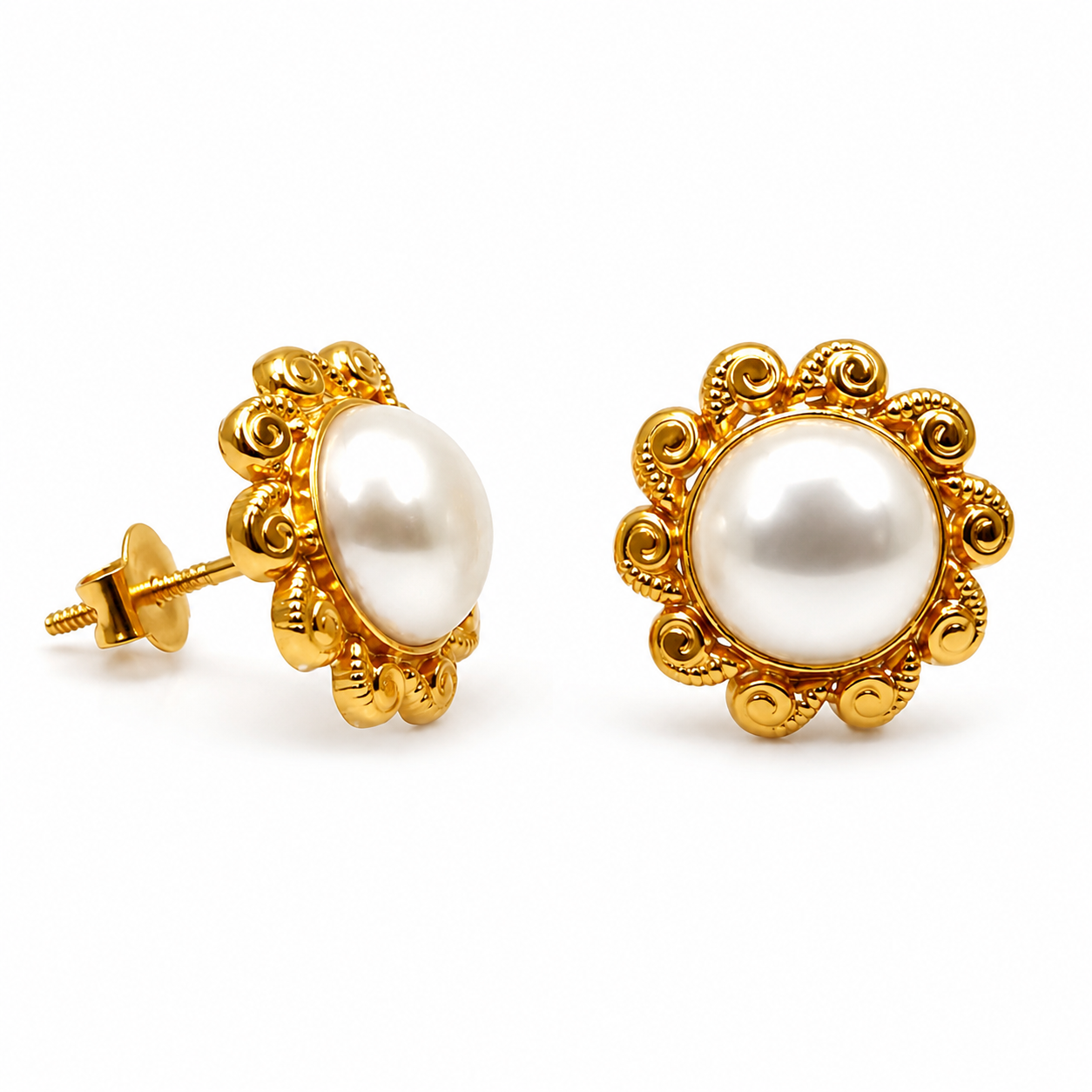 18K Gold  Vintage Pearl Stud Earrings