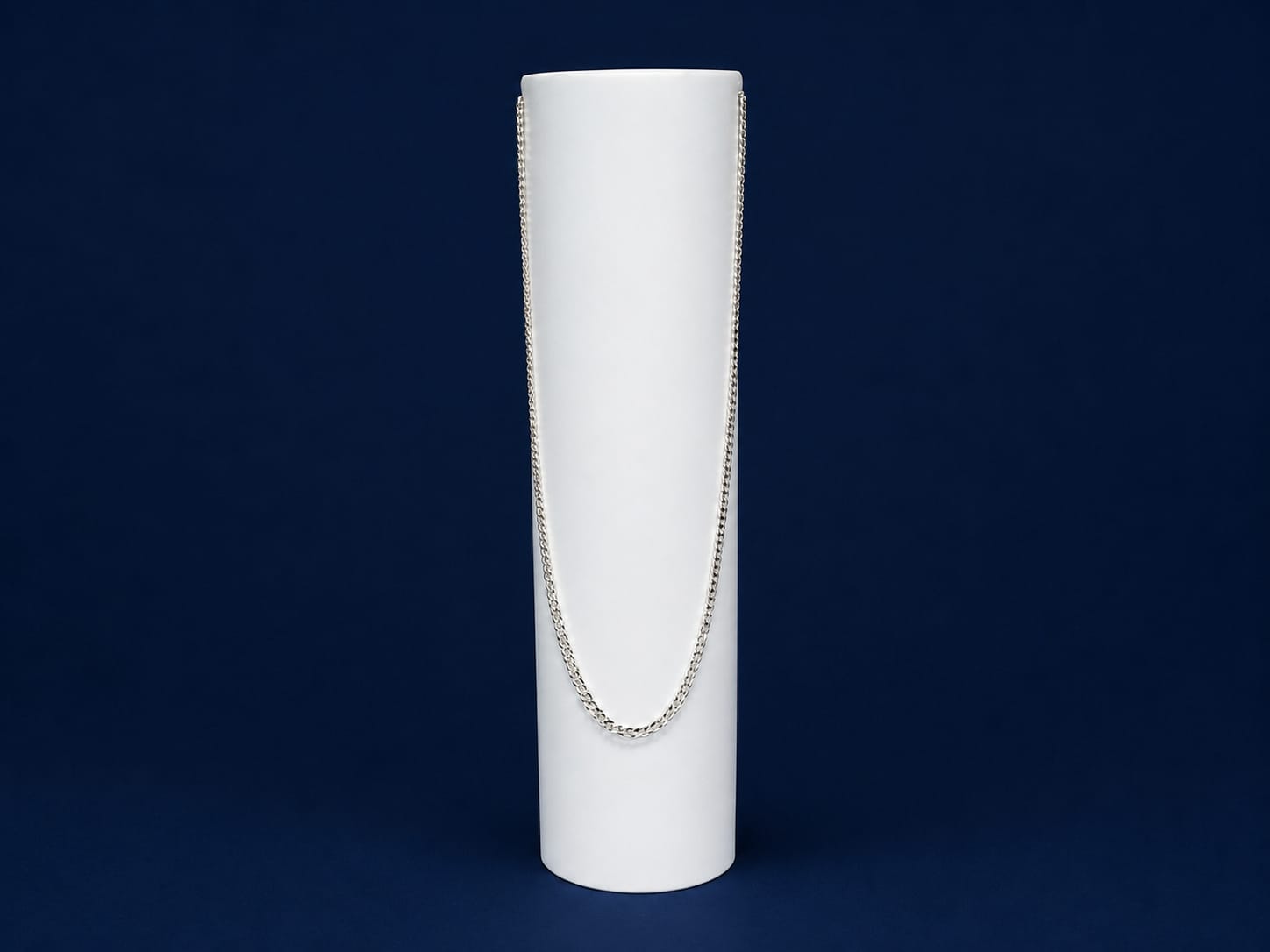 Premium Sterling Silver Curb Chain Necklace – Classic Unisex Jewelry